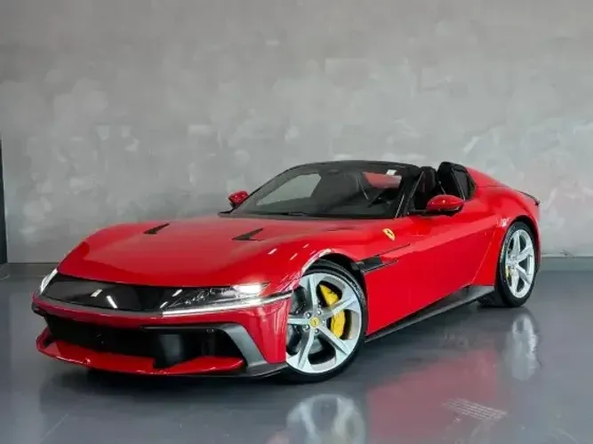 Ferrari 12Cilindri Spider 6.5 V12 830cv 2026