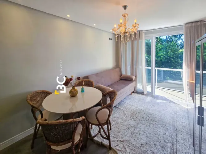 BC Imóveis vende apartamento mobiliado de 2 dormitórios e 1 vaga em Nova Petropolis.