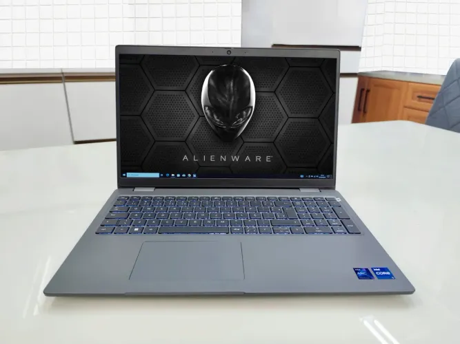 NOTEBOOK DELL LATITUDE I5 13°GER/ BIOMETRIA/ TELA IPS 120HZ