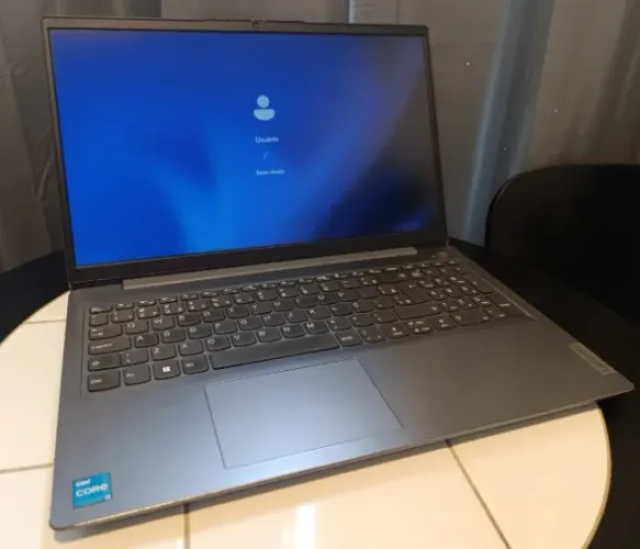 Notebook Lenovo geração 11 core 15 pol ssd m2 256 gb novíssimo sem detalhes ! Super rápido
