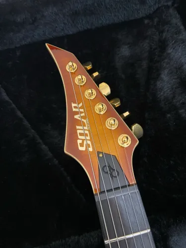 Guitarra Solar GC1.6FAB Ponte Evertune Fishman Fluence 
