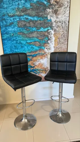 2 Banquetas estofadas