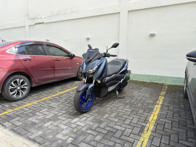 Yamaha Xmax 250 abs 2023