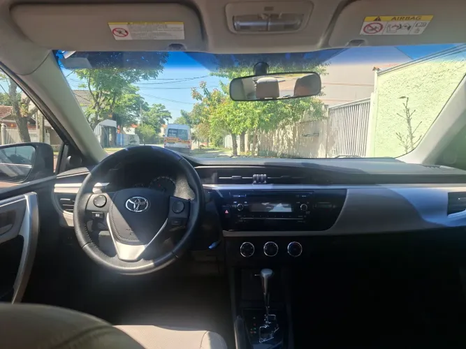 Toyota Corolla GLI 1.8 Flex 16V Aut. 2016