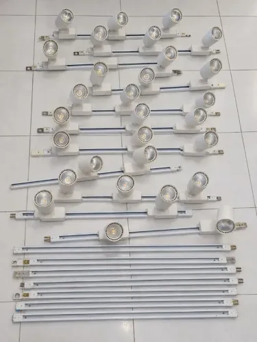 Lote Completo Spots LED Fortec 18W + Trilhos Eletrificados