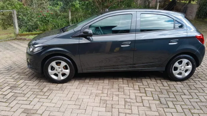 Chevrolet Onix Hatch LT 1.4 8V Flex Aut. 4P 2019