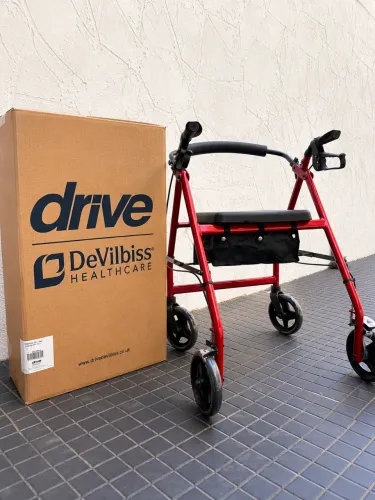 Andador Rollator Drive DeVilb (Para Idosos)