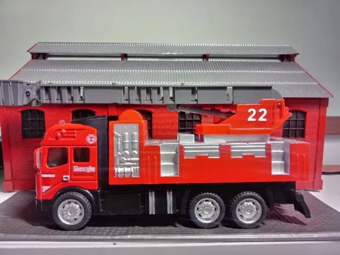 MINIATURA SINOTRUCK HOWO A7 FIRE ENGINE LADDER 22 ESCALA 1/75.