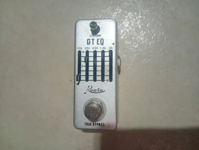 Pedal rowin equalizador para guitarra violão 
