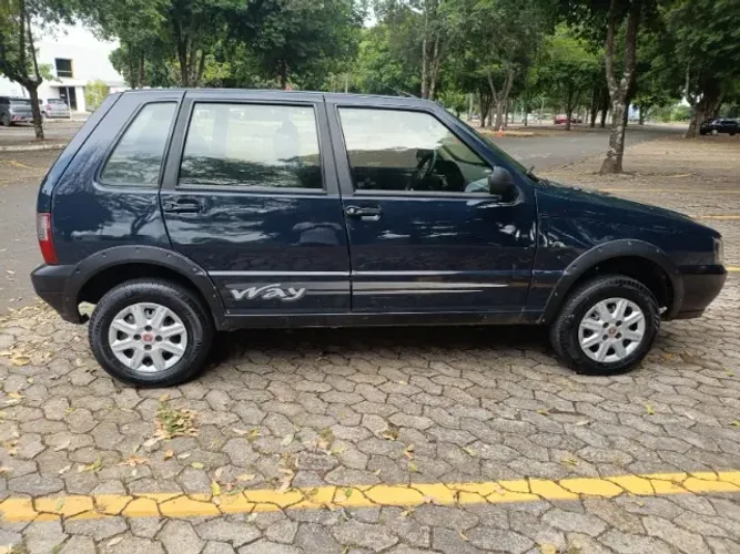 Fiat Uno Mille Celeb. WAY Econ. 1.0 F.flex 4P 2012