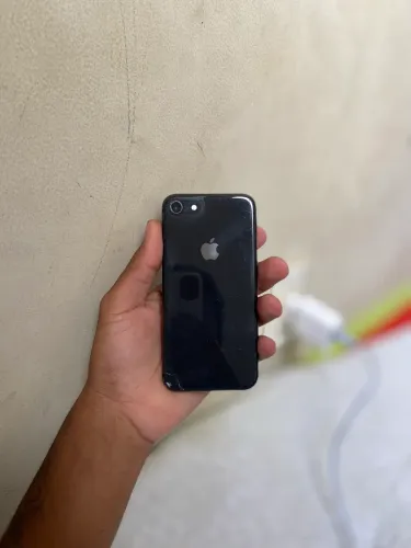 iPhone 8