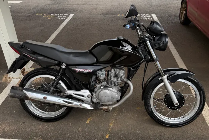 Honda CG150 Titan 2004 Preta Leilão