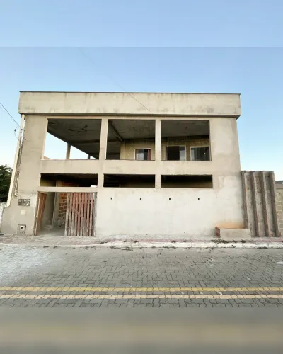 VENDO CASA NO TÈRREO EM MARATAIZES - CIDADE NOVA