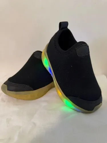 Tênis led