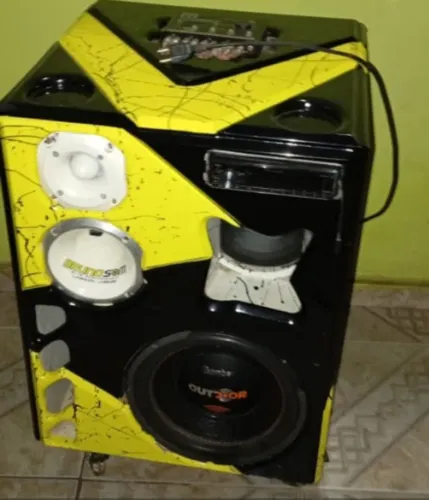 caixa de som bob residencial vendo ou troco por algo do meu interesse 