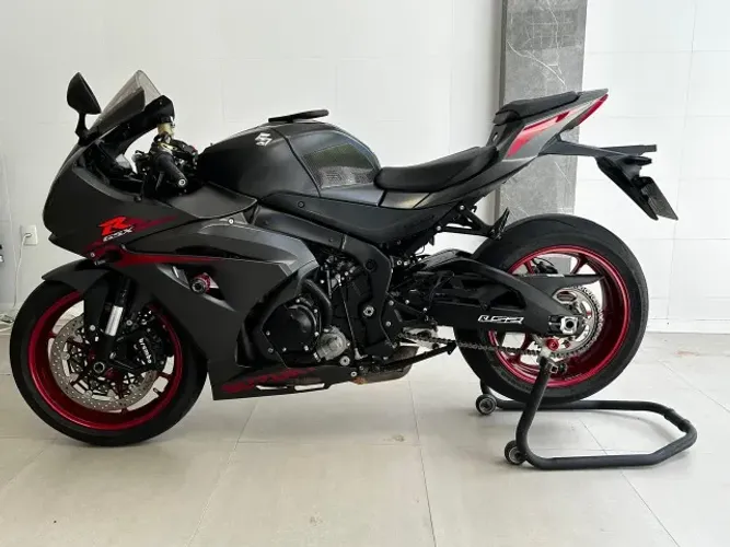 Suzuki - GSX R 1000 A