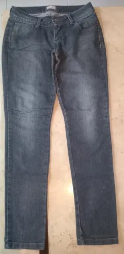 Desapego calça jeans escuro feminino Barreds tam 38 COM DEFEITINHOS