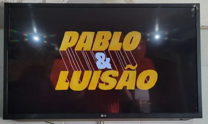 Tv 47 polegadas led não é Smart!!