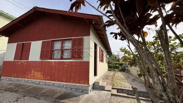 CASA À VENDA - BAIRRO JARDIM ATLANTICO - FLORIANÓPOLIS