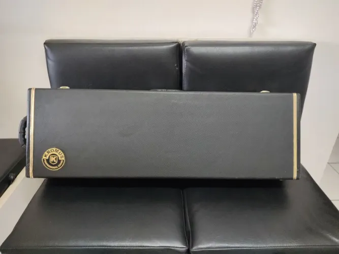 Estojo Case para Violino 4/4 Kromus 