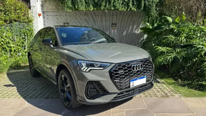 Audi Q3 SPB Perf. Black 2.0 TFSI Tipt. Quat. 2023