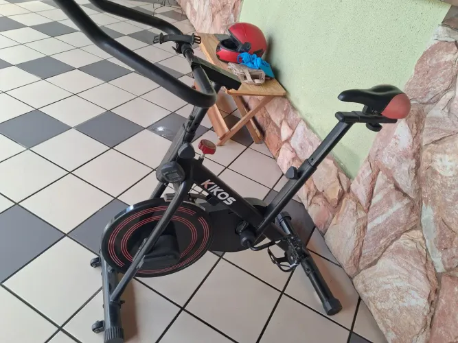 Bicicleta ergométrica kikos