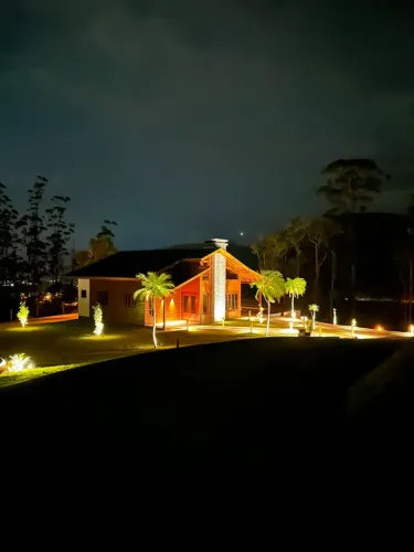 Casa de Campo com Piscina e 1.500 m² de Terreno à Venda em São João Batista/SC