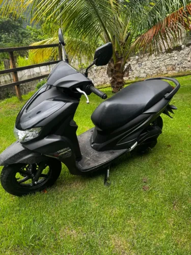 Yamaha Fluo 2024 ABS 