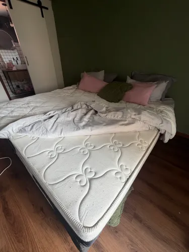 Cama King size 
