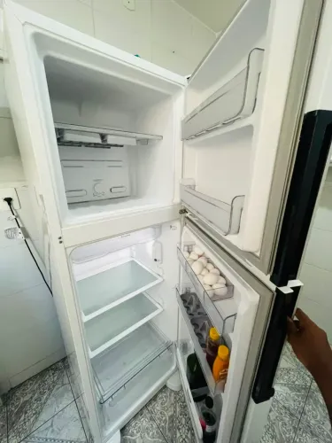 Geladeira Consul Frost Free Duplex branca de 386 Litros