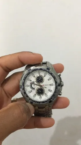 Vendo 5 relógios por apenas $300- único dono