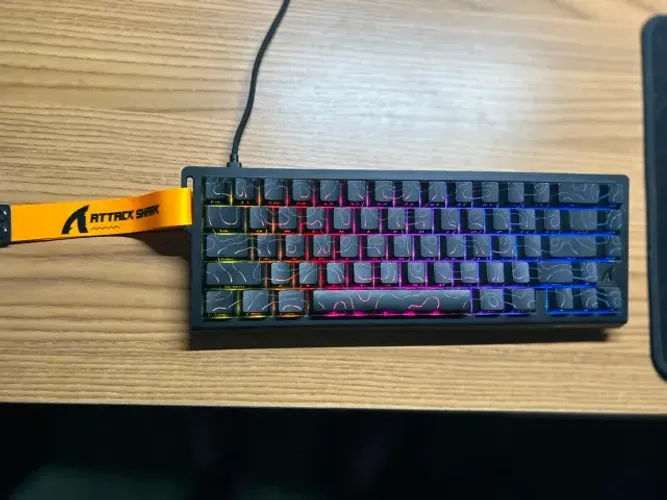 Teclado Magnético Attack Shark X68h (USADO - 2 Meses)