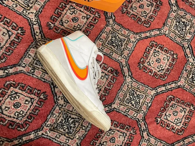 Nike Blazer Mid 77
