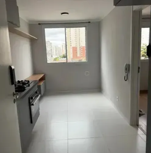Apto 1 dorm com sala separado na rua Faustolo