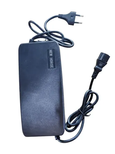 Carregador para bateria de lithiun 60v 8ha
