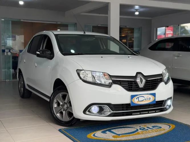 Renault Logan Dynamique Hi-flex 1.6 8V 4P 2015