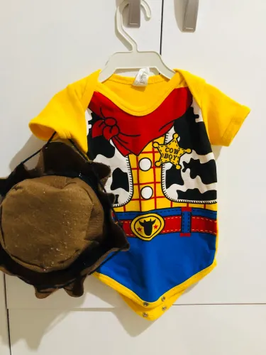 Lote de roupas menino