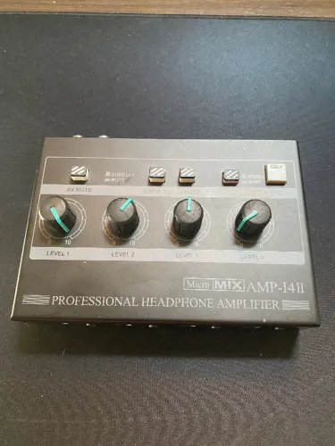 AMPLIFICADOR DE FONES MICROMIX AMP-I4 II PROFISSIONAL