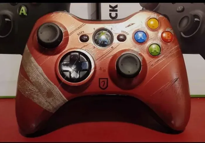 Controle Xbox 360 edição tomb raider