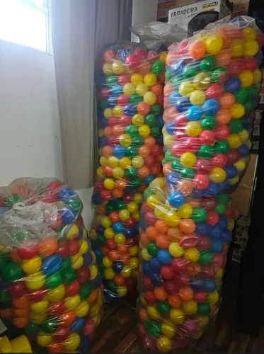 Bolinhas de plástico 