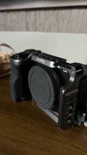 Sony ZVE10 II