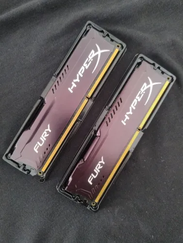 2 PENTES DE MEMÓRIA RAM DDR3 4G PC - SEMI-NOVO