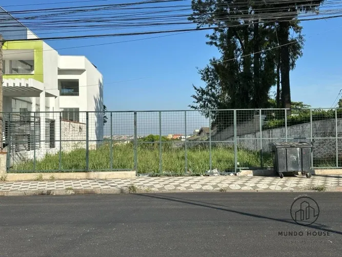 Terreno à Venda na Vila Lucy, Sorocaba