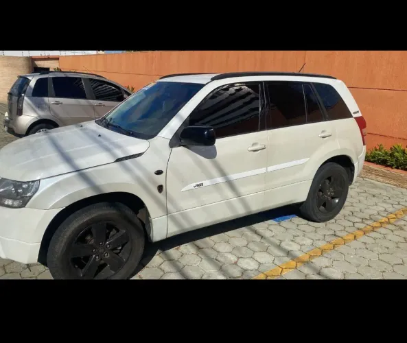 Suzuki Grand Vitara 2.0 16V 4x2/4x4 5P Aut. 2010