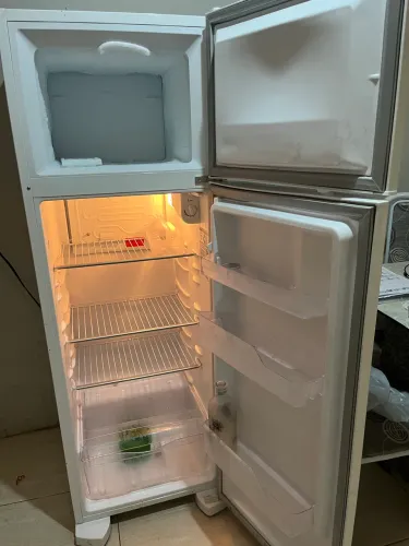 Vendo geladeira nova