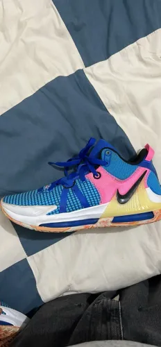 LeBron witness 7
