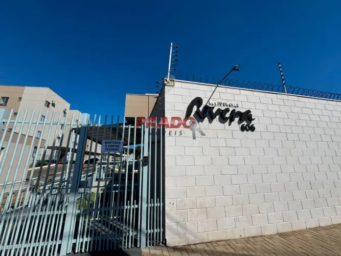Apartamento para alugar em Maringá, Conjunto Residencial Cidade Alta, com 2 quartos, com 4