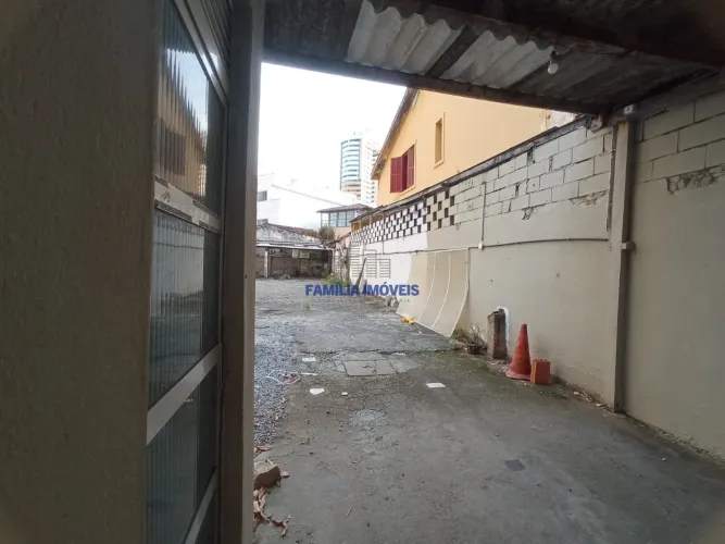 Terreno para venda ou locação de 300m² no Gonzaga Santos SP