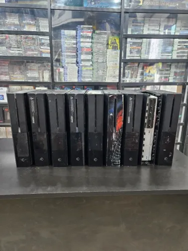 Lote de 10 Consoles Xbox One Fat (Sucata/Retirada de Peças)