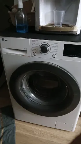 Máquina de lavar e centrífuga roupas LG,11KG